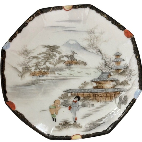 Kutani Egg Shell Porcelain Octagon Mountain Village Cup and Saucer Meiji Period - Picture 3 of 8
